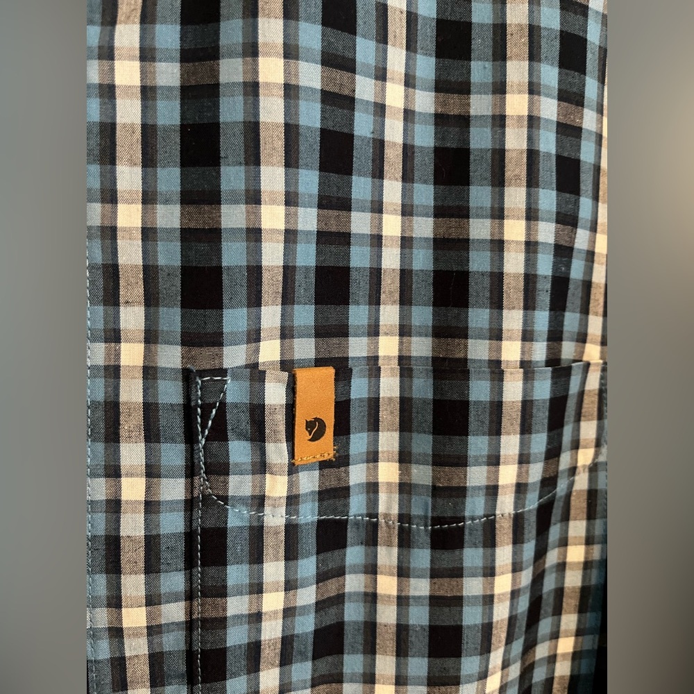 Fjällräven Övik Short Sleeve Shirt in a blue plaid pattern - Picture 3 of 4